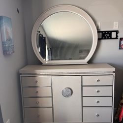 Mirror Dresser 