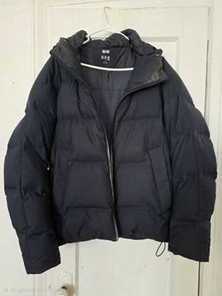 Uniqlo Men's Seamless Down Parka — Size M — Dark Navy — Used
