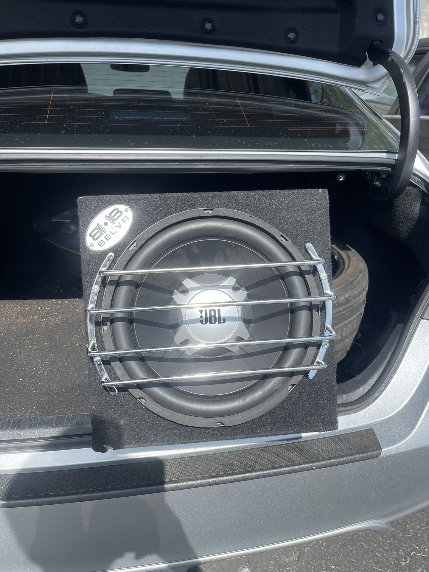 JBL audio 12inch Subwoofer & Belva Box