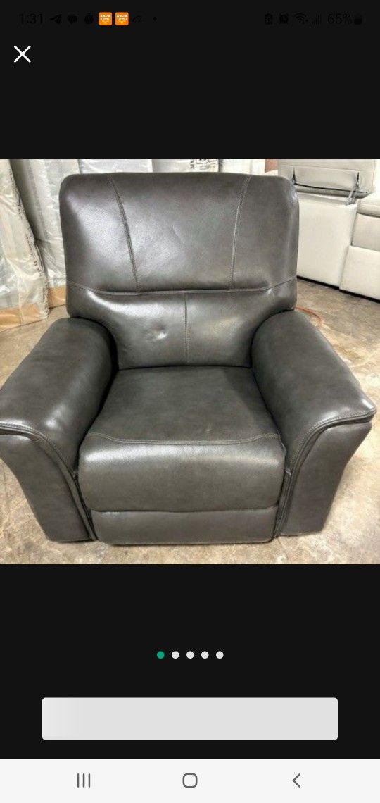 🖤 Power Recliner with USB Port