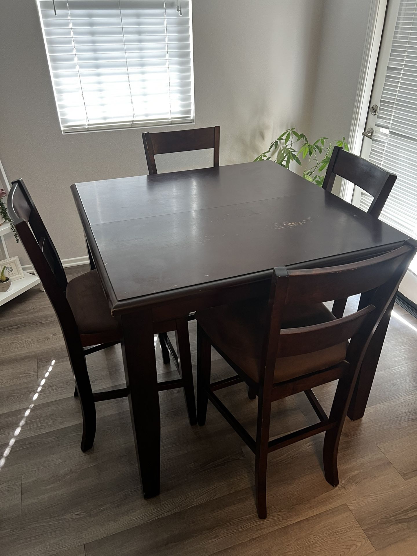 High Top kitchen Table