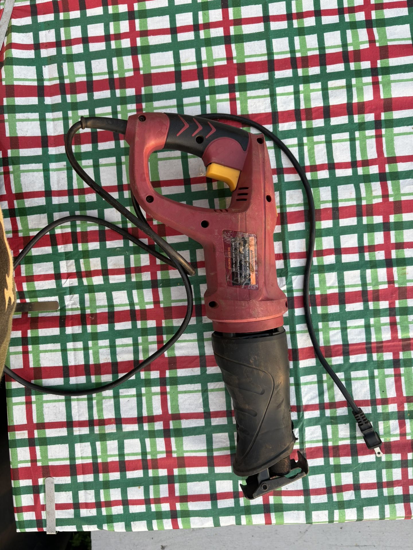 Multiple Cutsaws and a Blade