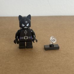 LEGO Catwoman Minifigure w/ Short Legs 76061