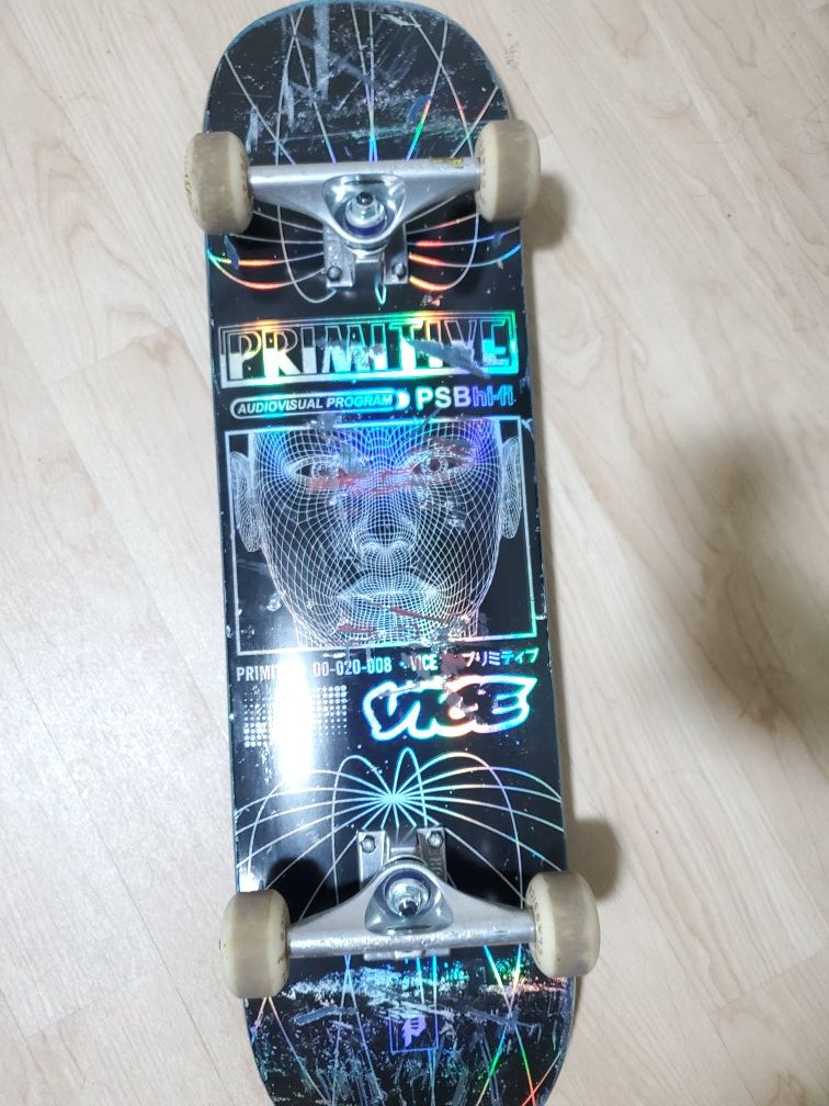 Skateboard Primitive 8.25"