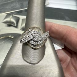 10k Yellow Gold And Diamond Statement Ring