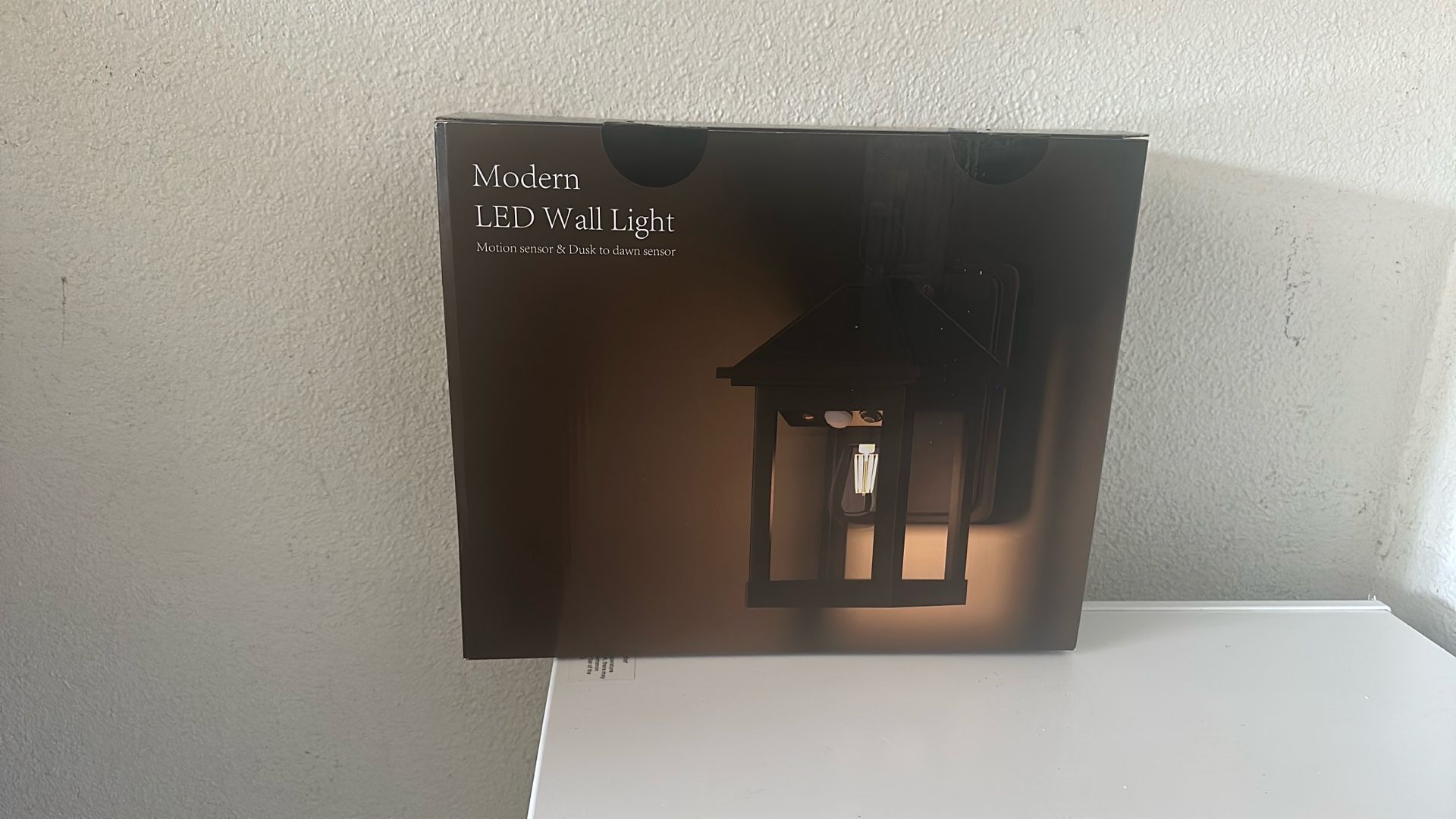 Solar Wall Light