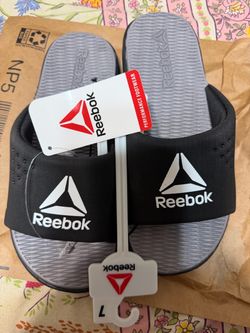 Reebok Slide Sandals Size 7