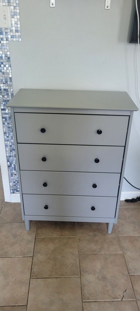 Grey 4 Draw Dresser