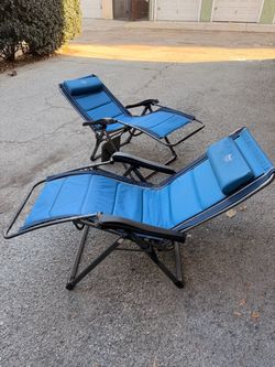 Zero Gravity Reclining Lounge Chairs – Set of 2