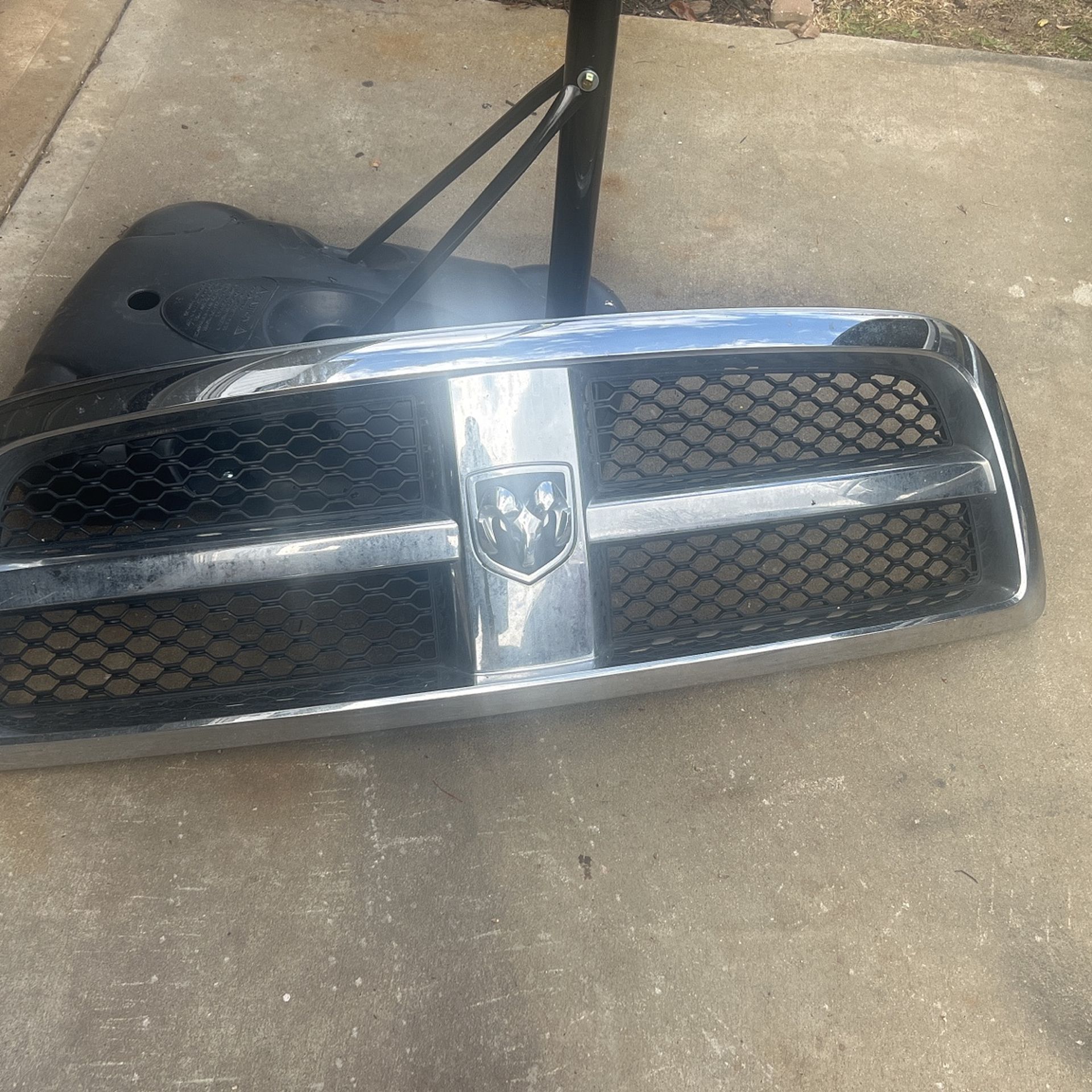Grill 2010 Ram 1500