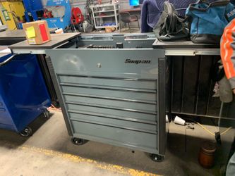 Snap on tool cart
