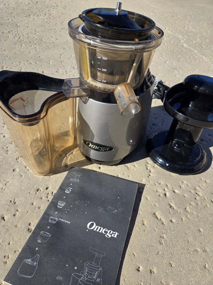 Omega Juicer, Works Great