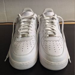 AIR FORCE 1 LOW '07 WHITE SIZE 10.5