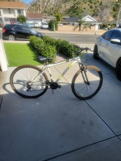 Huffy Adult Bike