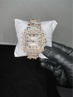 VVS Moissanite Watch Thorn
