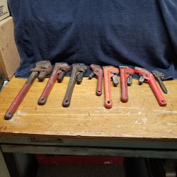 RIDGID PIPE WRENCHES (8 PCS)$100 