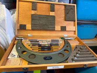 Mitutoyo No. 204 6-12 inch micrometer set .001"