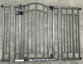 Tall & Wide Metal Baby/Pet Safety Gate