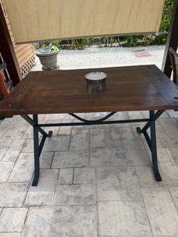 Dinning table