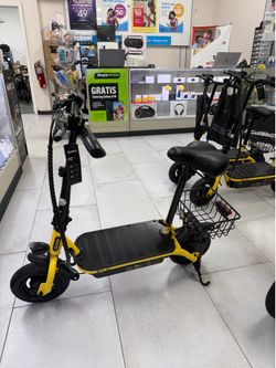 iScooter F2 Electric Scooter 19MPH! Finance For $50 Down Payment!!