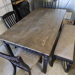 Dining Table Set 
