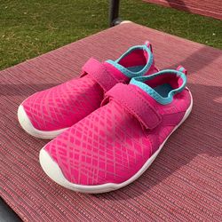 Size 13 Girls Water Shoes
