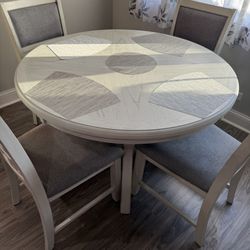 Dinning Table