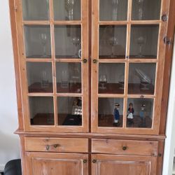 Pine Display Cabinet / Hutch