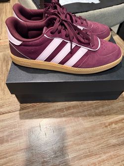Girls Addidas 5.5