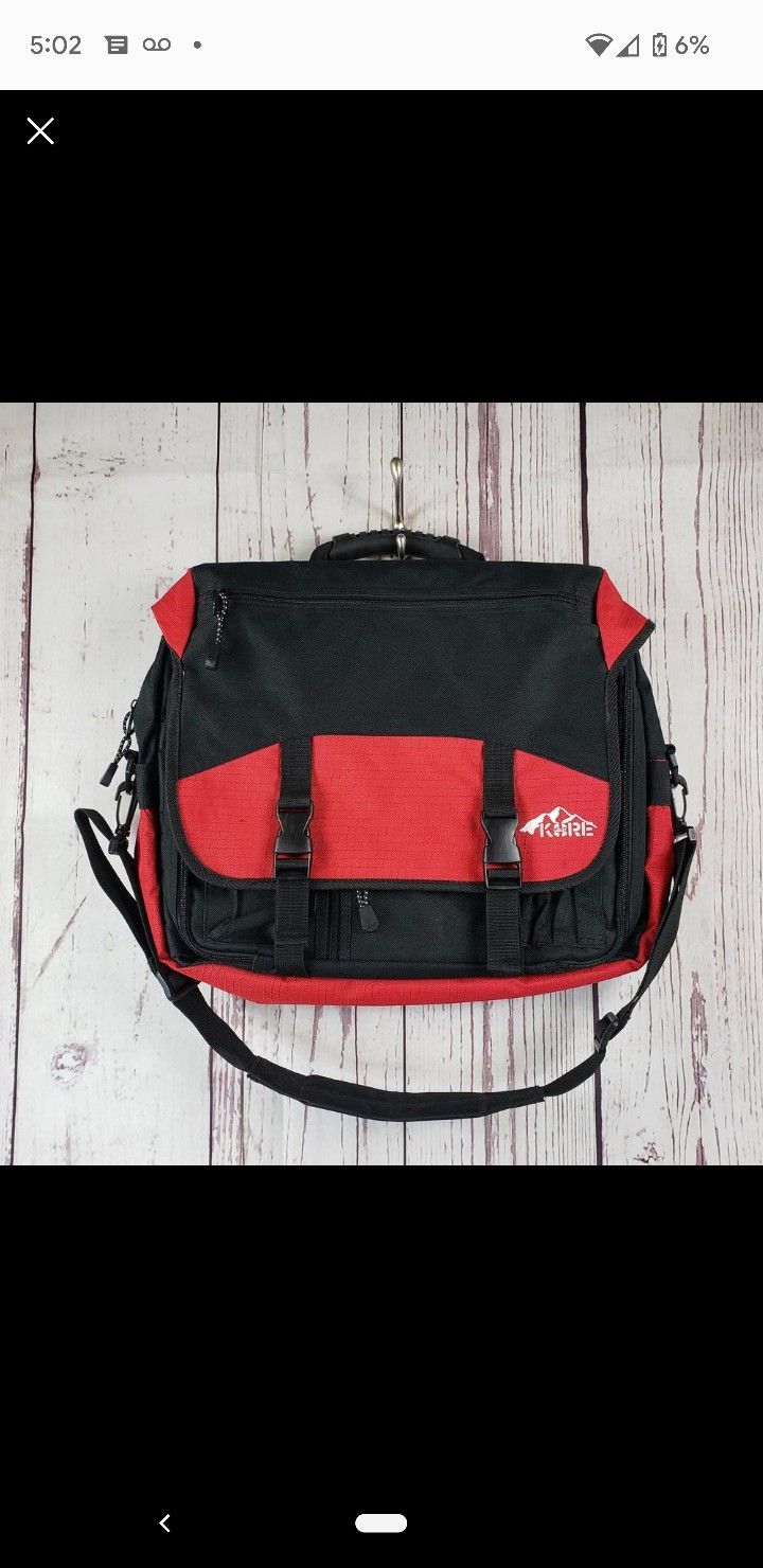Kore Gear Deluxe Laptop / Messenger Bag, 16 Inches, Red Canvas