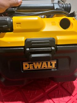 DEWALT Wet/Dry Vacuum
