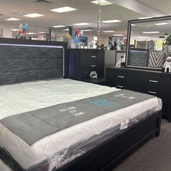 Black 5pc Bedroom Set For Sale Now 40% Off W/ LED Lights (We Deliver) 