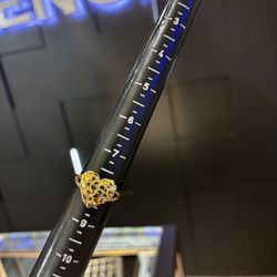 10 K Nugget heart ring