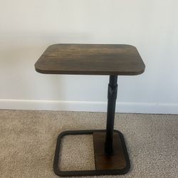 GOYLSER C-Shaped Tables Small Swivel End Table, Height Adjustable