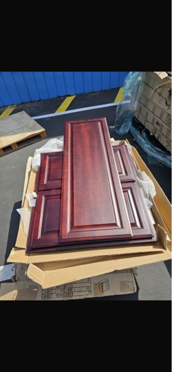 WOOD KITCHEN CABINETS