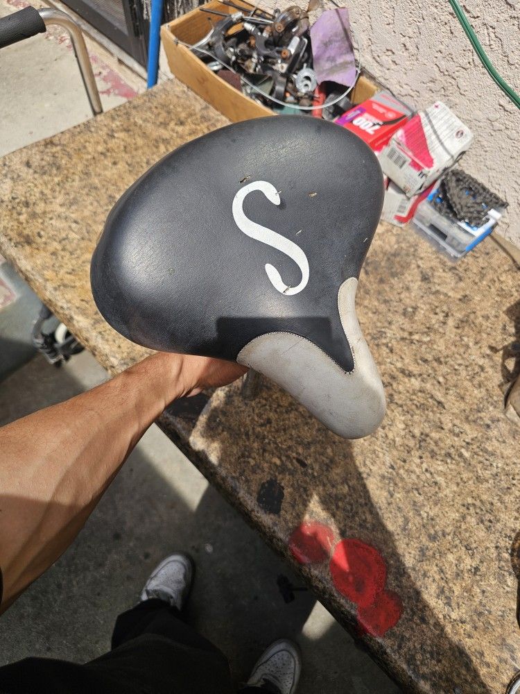 Schwinn S Seat $50