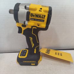 Ta-302 Dewalt 20v 1/2" Impact Wrench (Tool Only)
