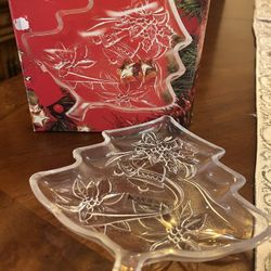 🎄 Home Beautiful Christmas Tree Shaped Holiday Glass Dish w/ Box
