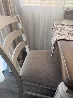Dining table 6 seats extra middle piece