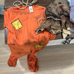 Trick Or Treat/  Scarecrow