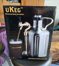GrowlerWerks uKeg 128 Stainless NOS/NIB Includes CO2 Cartridges