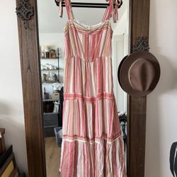 Size large Dress