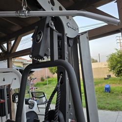 HOIST V4 200 Pounds  Exercise Fitness Workout Home Gym Weight Machine 