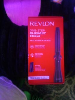 Revlon One-Step Blowout Curls Hair Styler