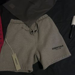 Essential Shorts 