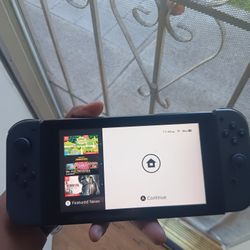 Nintendo Switch Charcoal With Extra Accesories And Toad Game