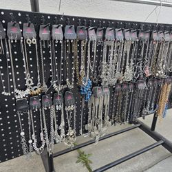 Lote de juego de collar con aretes 