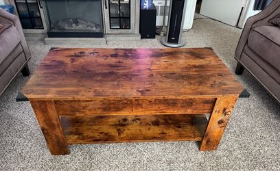 Lift top coffe table with storage