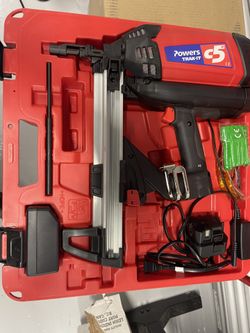 BRAND NEW POWERS C5 TRAK-IT WITH 1000x 3/4” PINS