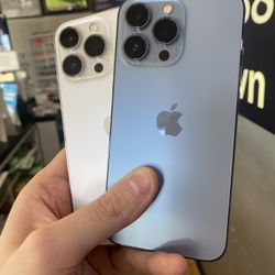 Unlocked iPhone 13 Pro 256GB - All Colors